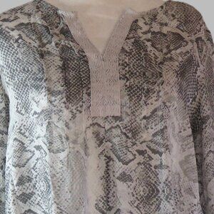Haute Hippie Tribe Women's 3/4 Sleeve Waterfall Animal Print Blouse Size XS 8-10